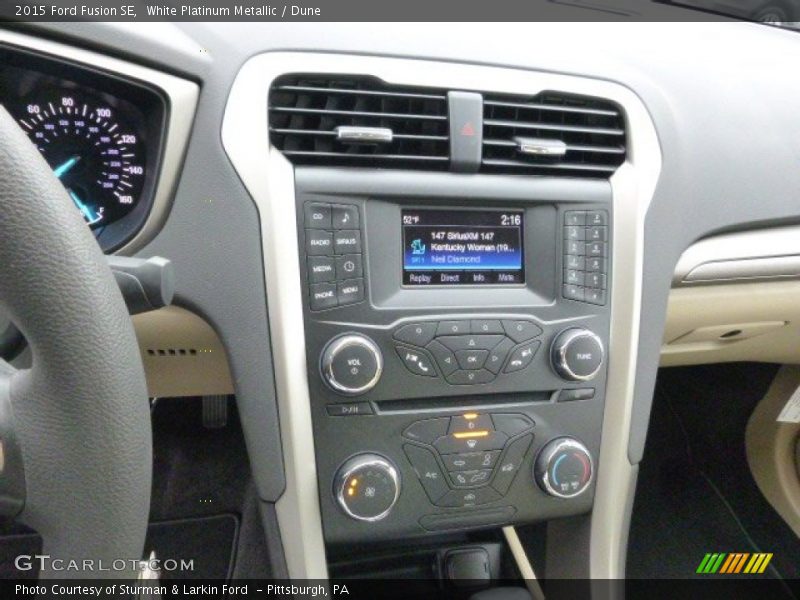 White Platinum Metallic / Dune 2015 Ford Fusion SE