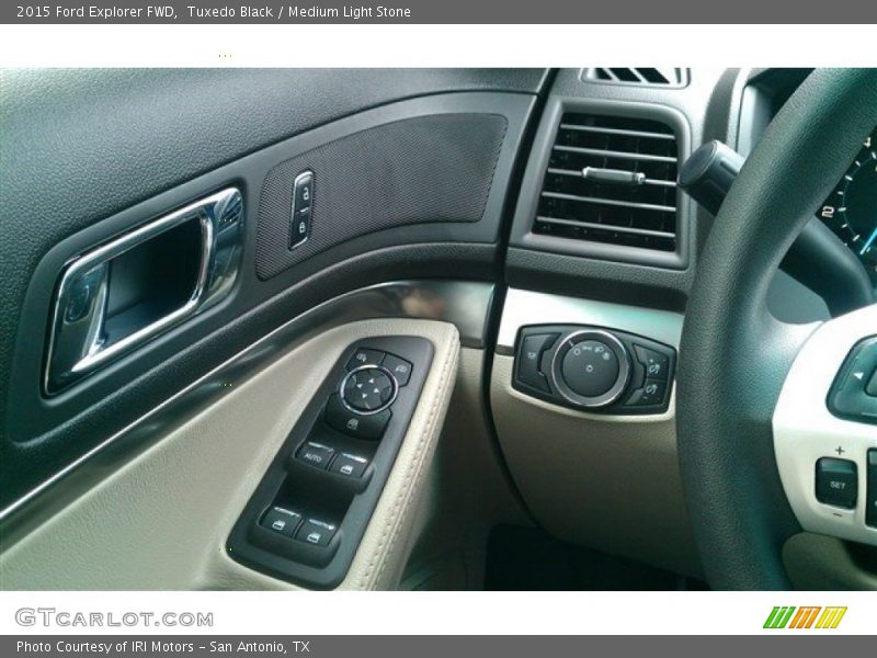 Tuxedo Black / Medium Light Stone 2015 Ford Explorer FWD