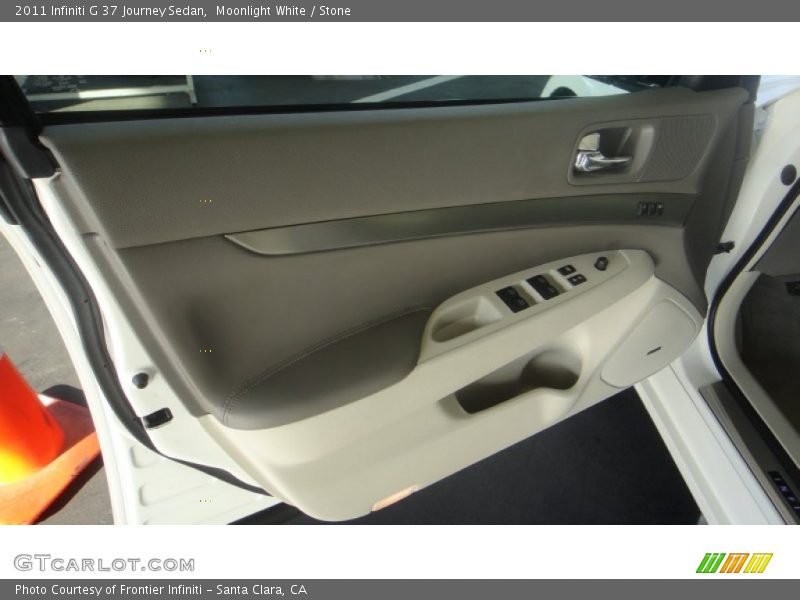 Moonlight White / Stone 2011 Infiniti G 37 Journey Sedan