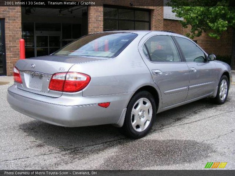 Titanium Metallic / Graphite 2001 Infiniti I 30 Sedan
