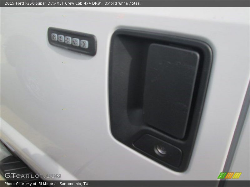 Oxford White / Steel 2015 Ford F350 Super Duty XLT Crew Cab 4x4 DRW