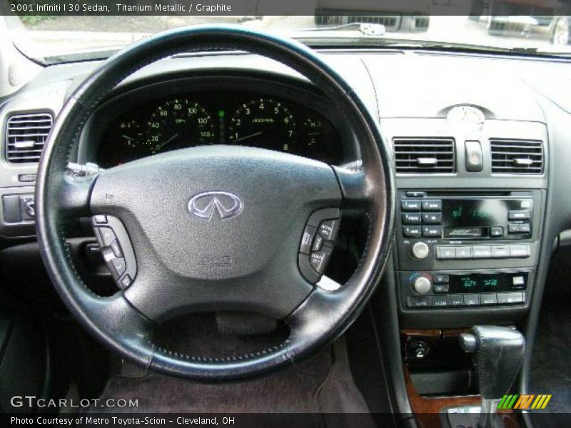 Titanium Metallic / Graphite 2001 Infiniti I 30 Sedan