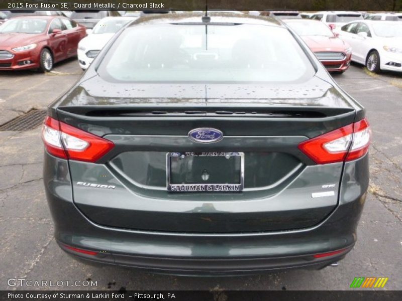 Guard Metallic / Charcoal Black 2015 Ford Fusion SE