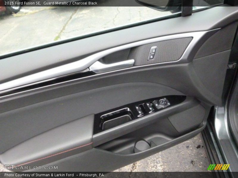Guard Metallic / Charcoal Black 2015 Ford Fusion SE