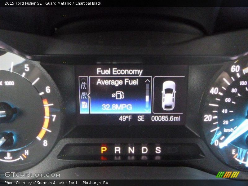 Guard Metallic / Charcoal Black 2015 Ford Fusion SE