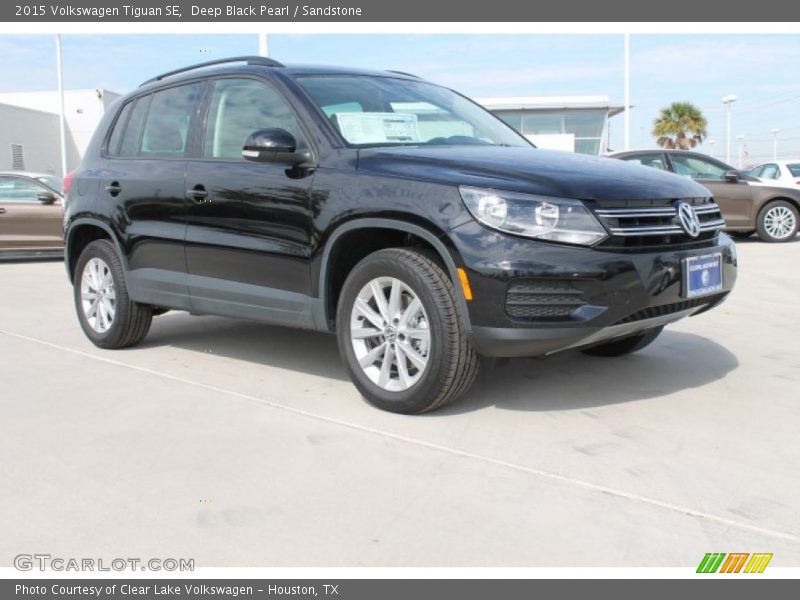 Deep Black Pearl / Sandstone 2015 Volkswagen Tiguan SE