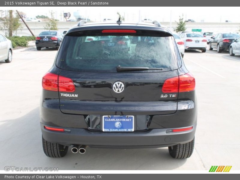 Deep Black Pearl / Sandstone 2015 Volkswagen Tiguan SE