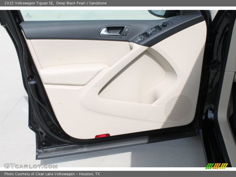 Deep Black Pearl / Sandstone 2015 Volkswagen Tiguan SE