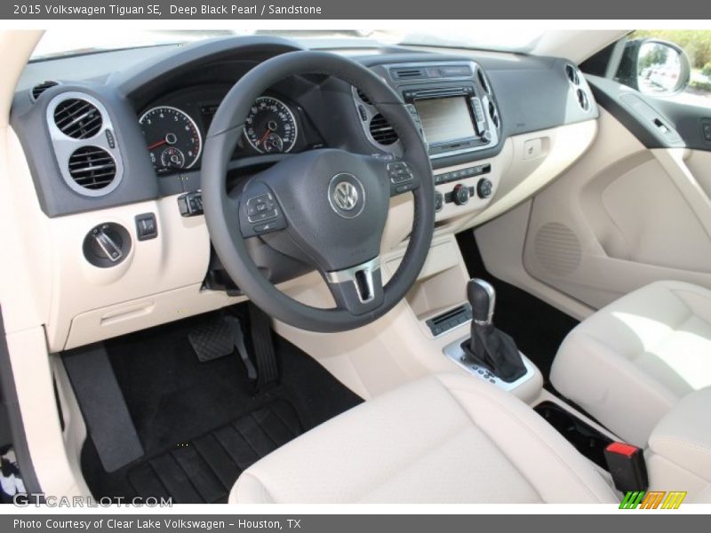 Deep Black Pearl / Sandstone 2015 Volkswagen Tiguan SE