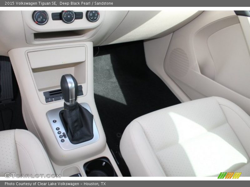 Deep Black Pearl / Sandstone 2015 Volkswagen Tiguan SE