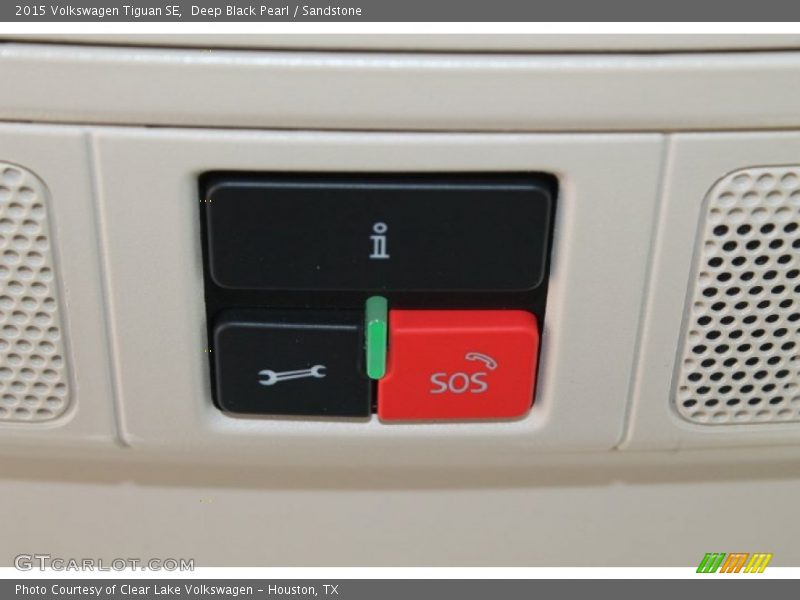 Deep Black Pearl / Sandstone 2015 Volkswagen Tiguan SE