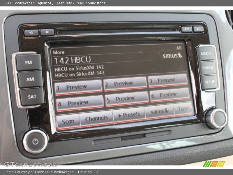 Deep Black Pearl / Sandstone 2015 Volkswagen Tiguan SE