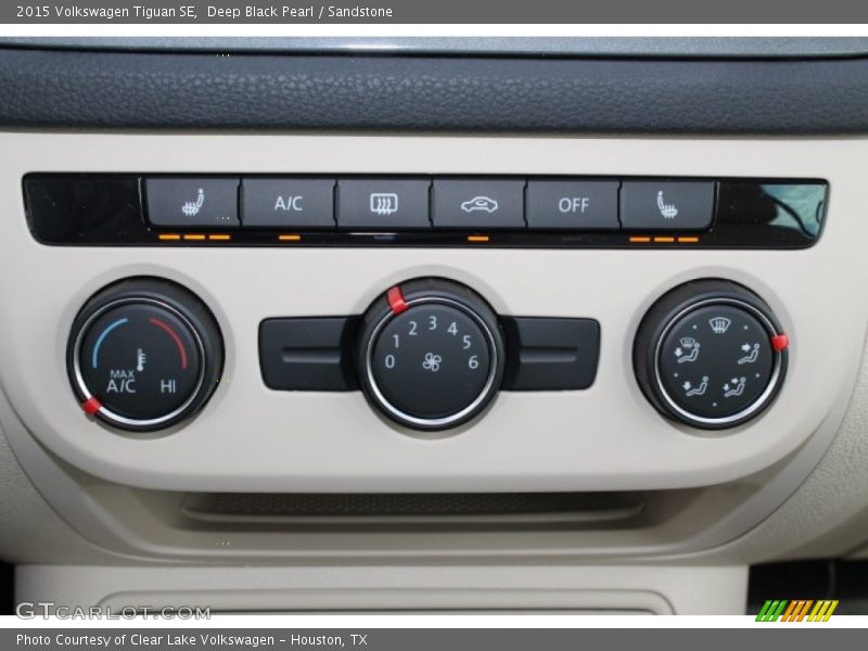 Deep Black Pearl / Sandstone 2015 Volkswagen Tiguan SE