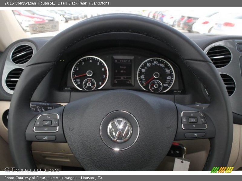 Deep Black Pearl / Sandstone 2015 Volkswagen Tiguan SE
