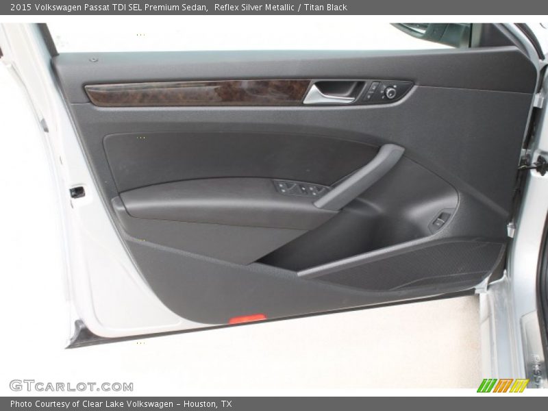 Door Panel of 2015 Passat TDI SEL Premium Sedan
