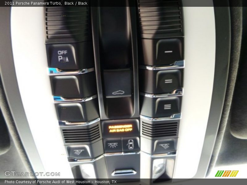 Black / Black 2011 Porsche Panamera Turbo