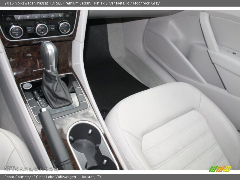 Reflex Silver Metallic / Moonrock Gray 2015 Volkswagen Passat TDI SEL Premium Sedan