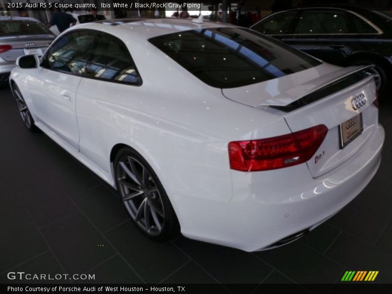 Ibis White / Black/Rock Gray Piping 2015 Audi RS 5 Coupe quattro