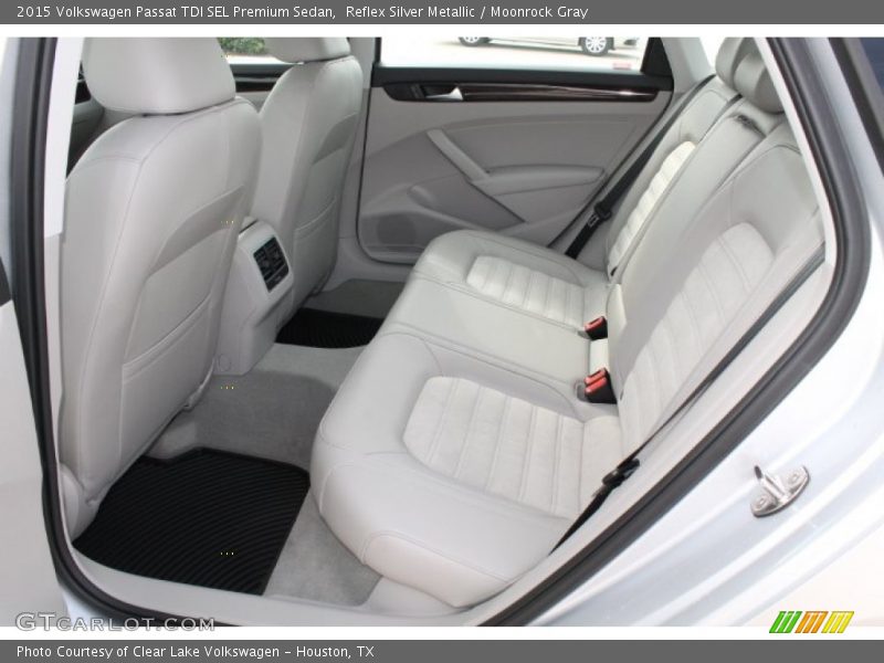 Reflex Silver Metallic / Moonrock Gray 2015 Volkswagen Passat TDI SEL Premium Sedan