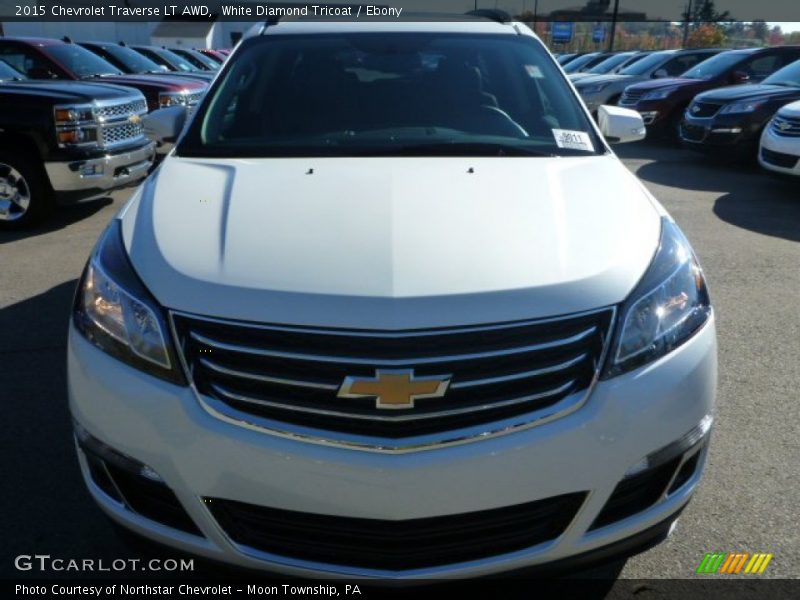 White Diamond Tricoat / Ebony 2015 Chevrolet Traverse LT AWD