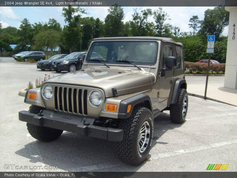 Light Khaki Metallic / Khaki 2004 Jeep Wrangler SE 4x4