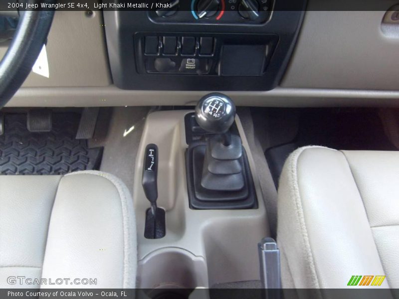 Light Khaki Metallic / Khaki 2004 Jeep Wrangler SE 4x4