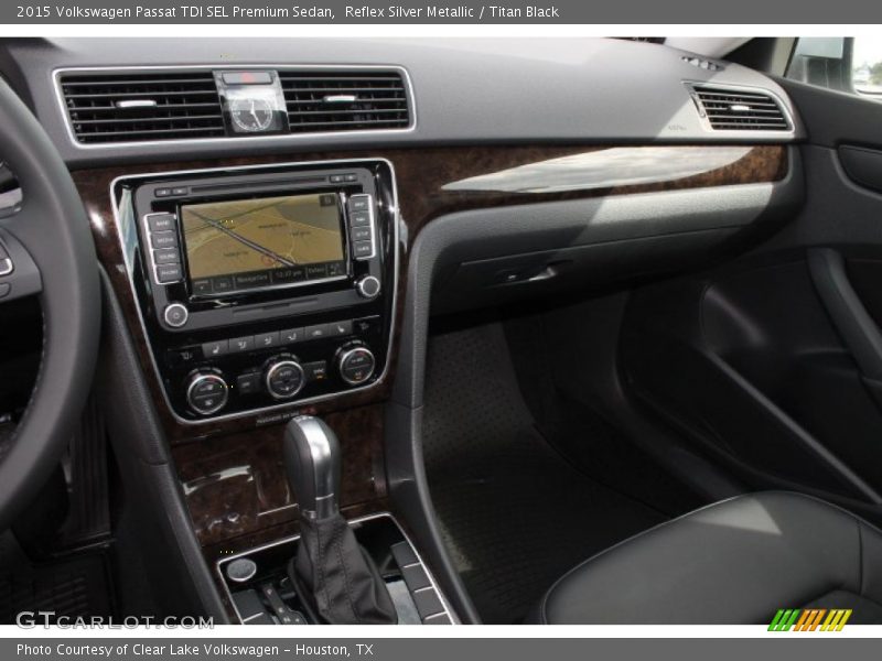 Reflex Silver Metallic / Titan Black 2015 Volkswagen Passat TDI SEL Premium Sedan