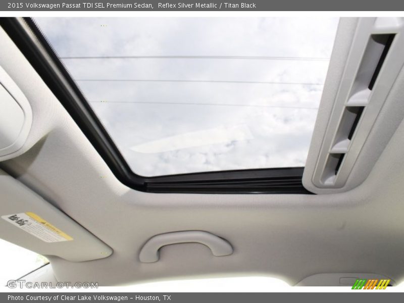 Reflex Silver Metallic / Titan Black 2015 Volkswagen Passat TDI SEL Premium Sedan