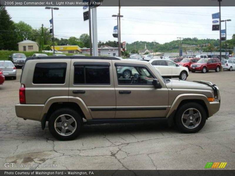 Light Khaki Metallic / Khaki 2006 Jeep Commander 4x4