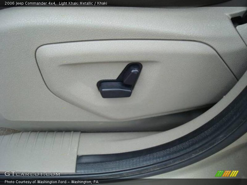 Light Khaki Metallic / Khaki 2006 Jeep Commander 4x4