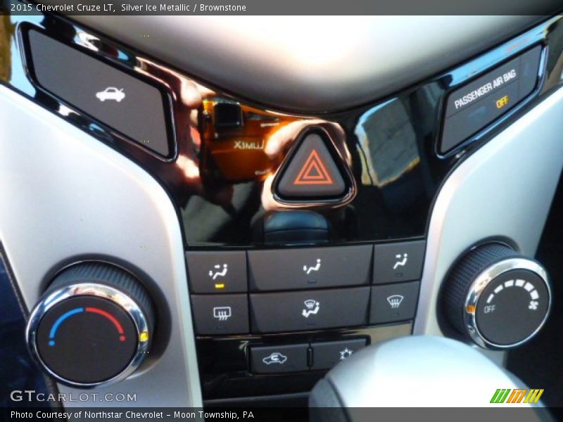 Silver Ice Metallic / Brownstone 2015 Chevrolet Cruze LT