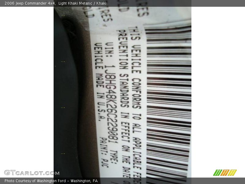 Light Khaki Metallic / Khaki 2006 Jeep Commander 4x4