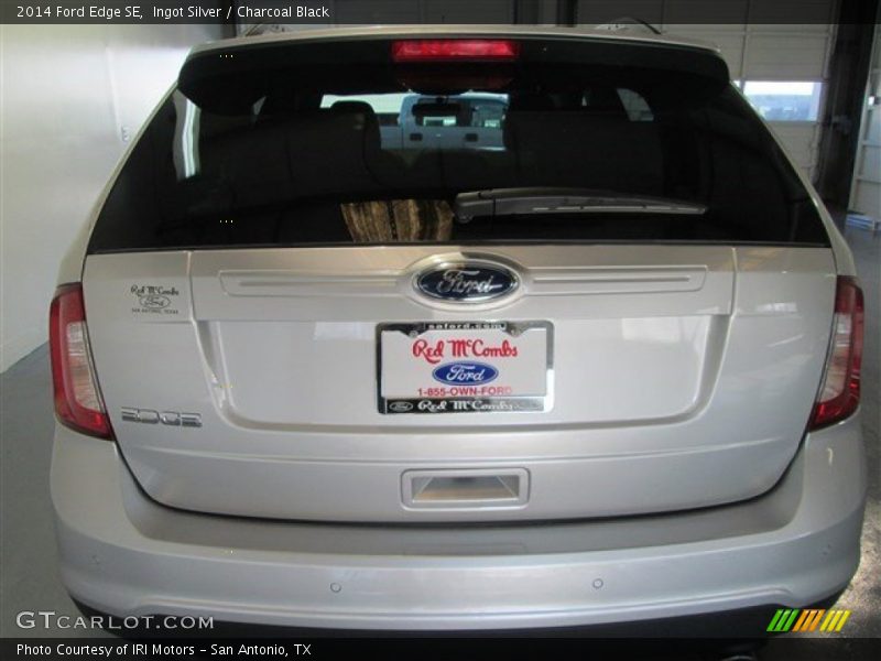 Ingot Silver / Charcoal Black 2014 Ford Edge SE