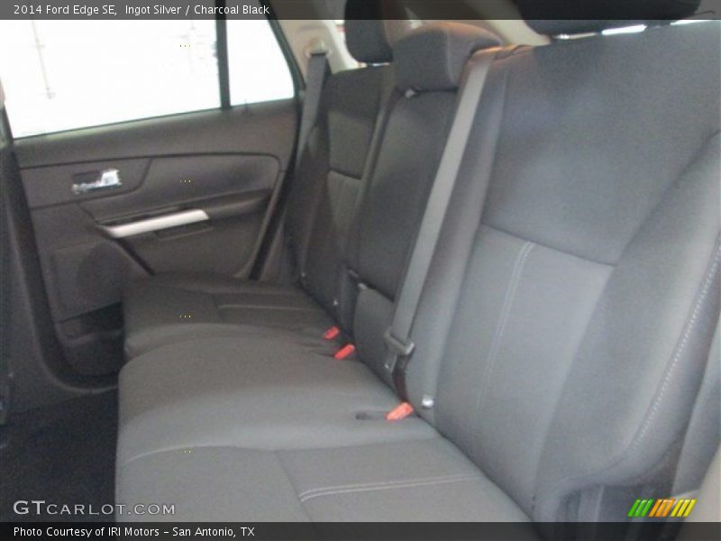 Ingot Silver / Charcoal Black 2014 Ford Edge SE