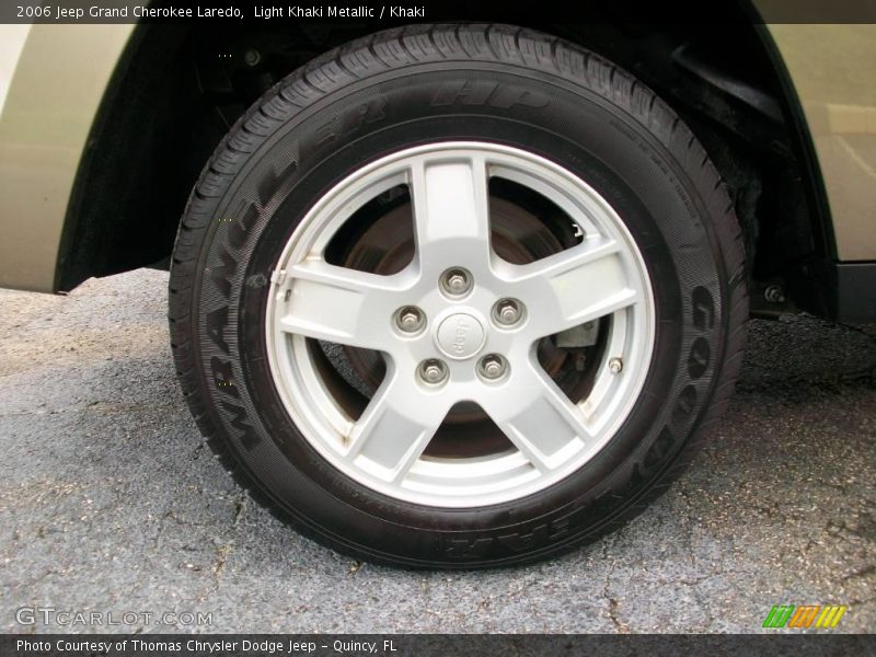 Light Khaki Metallic / Khaki 2006 Jeep Grand Cherokee Laredo