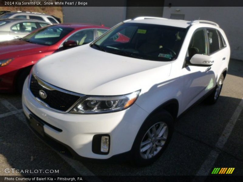 Snow White Pearl / Beige 2014 Kia Sorento LX