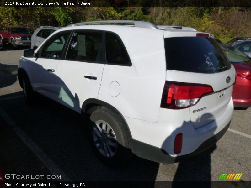 Snow White Pearl / Beige 2014 Kia Sorento LX