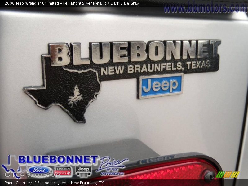 Bright Silver Metallic / Dark Slate Gray 2006 Jeep Wrangler Unlimited 4x4