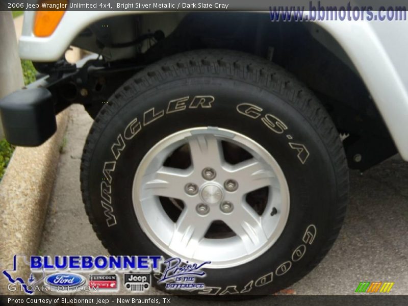 Bright Silver Metallic / Dark Slate Gray 2006 Jeep Wrangler Unlimited 4x4