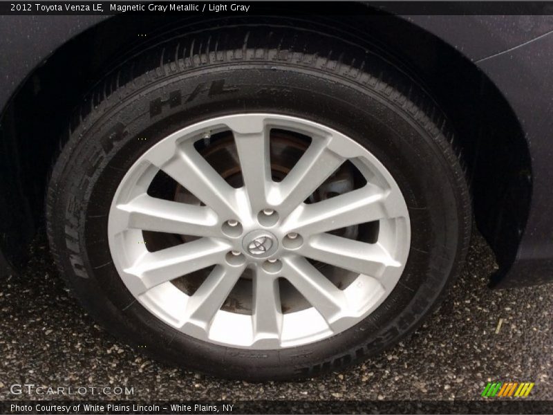 Magnetic Gray Metallic / Light Gray 2012 Toyota Venza LE