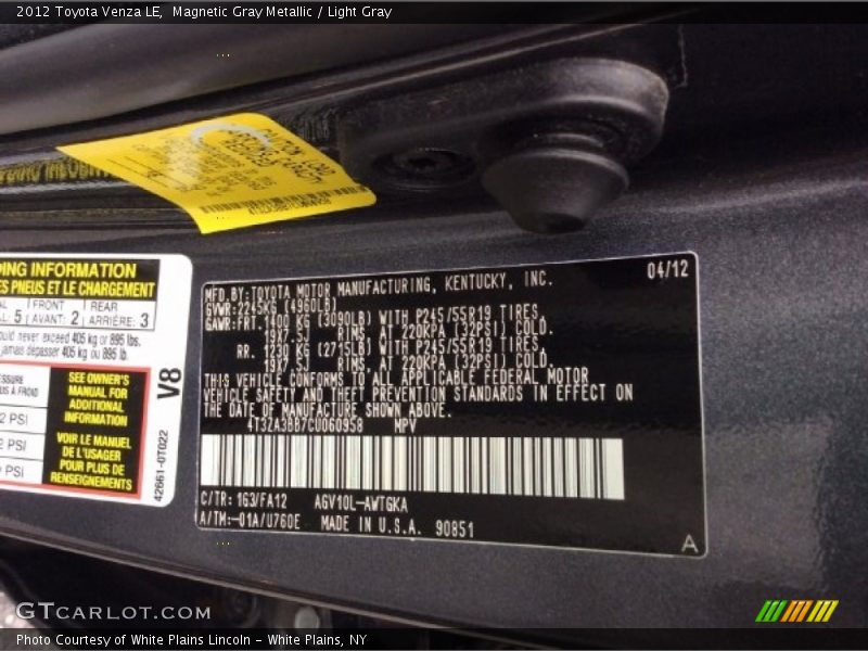 Magnetic Gray Metallic / Light Gray 2012 Toyota Venza LE