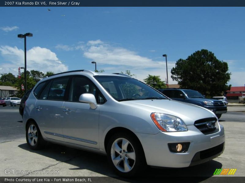 Fine Silver / Gray 2007 Kia Rondo EX V6