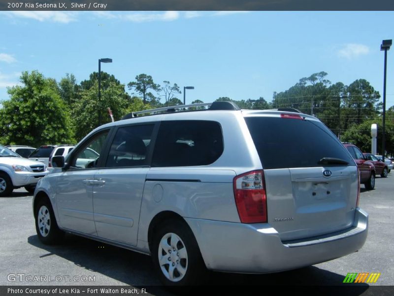 Silver / Gray 2007 Kia Sedona LX