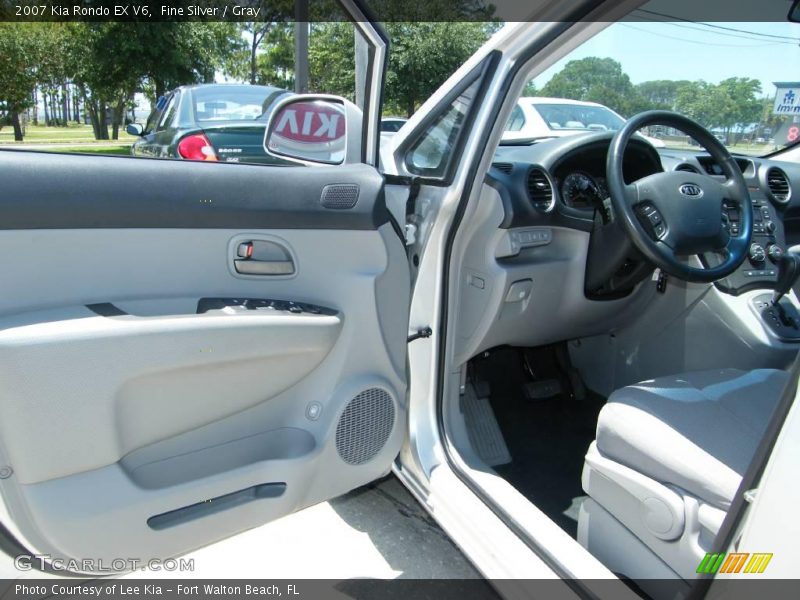Fine Silver / Gray 2007 Kia Rondo EX V6