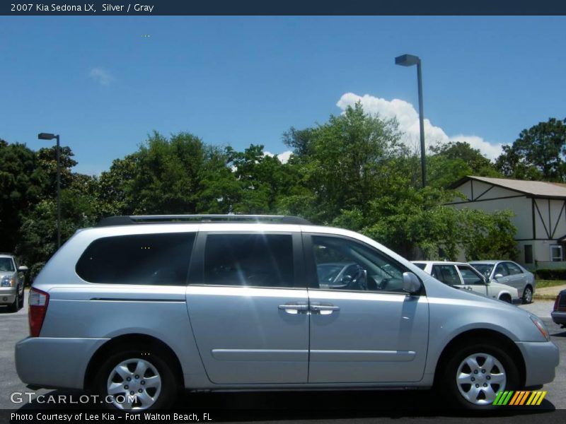 Silver / Gray 2007 Kia Sedona LX