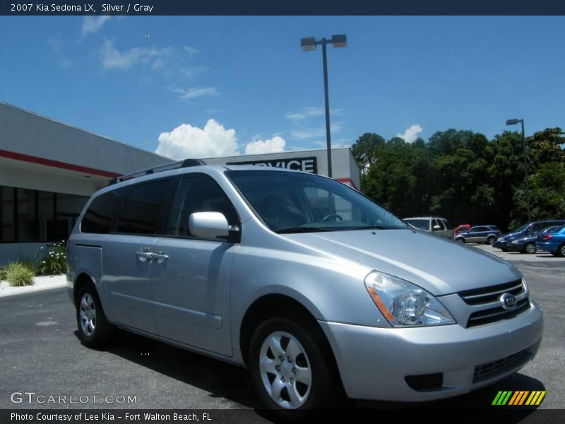 Silver / Gray 2007 Kia Sedona LX