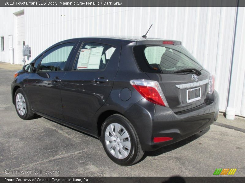 Magnetic Gray Metallic / Dark Gray 2013 Toyota Yaris LE 5 Door