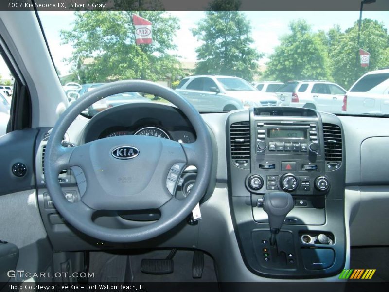 Silver / Gray 2007 Kia Sedona LX
