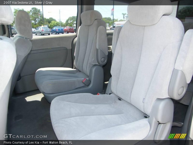 Silver / Gray 2007 Kia Sedona LX