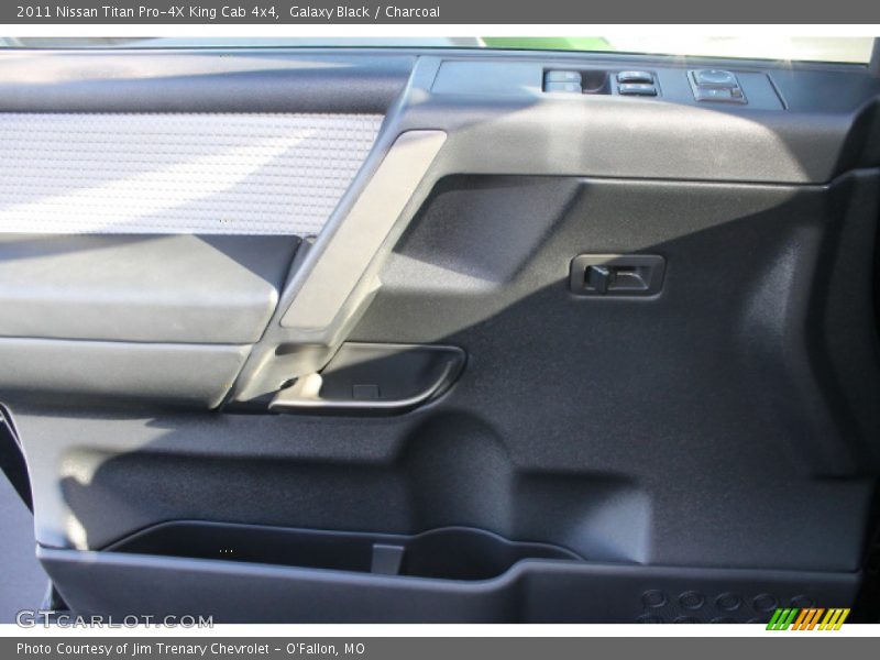 Galaxy Black / Charcoal 2011 Nissan Titan Pro-4X King Cab 4x4